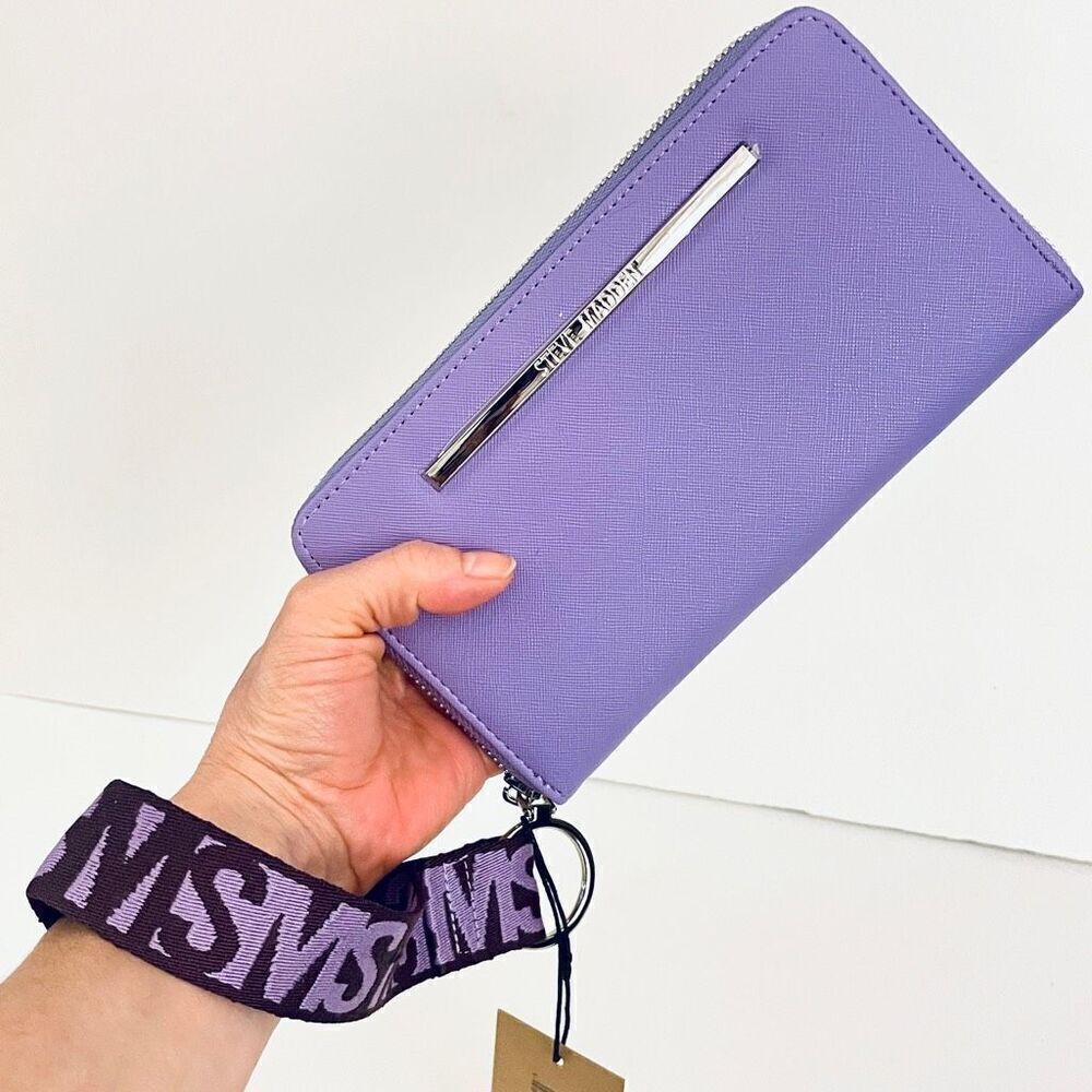 NWT Steve Madden BZIP-CNW Purple/Silver Zip Around Wallet Guitar Wristlet Strap - Picture 5 of 11
